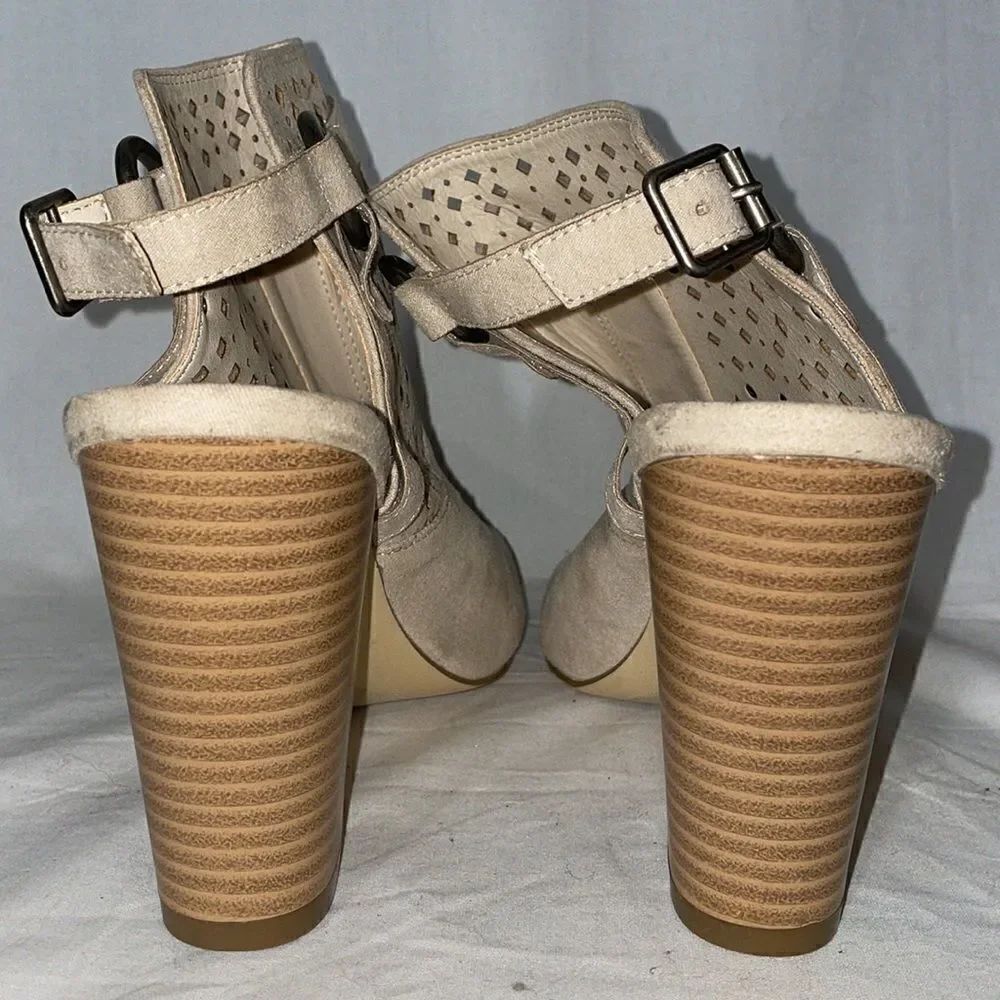 Just fad open toe sling back wide heal - Picture 8 of 12